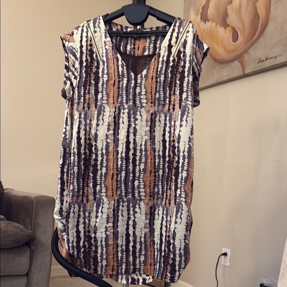 Forever 21 Brown and White Asymmetrical Tunic